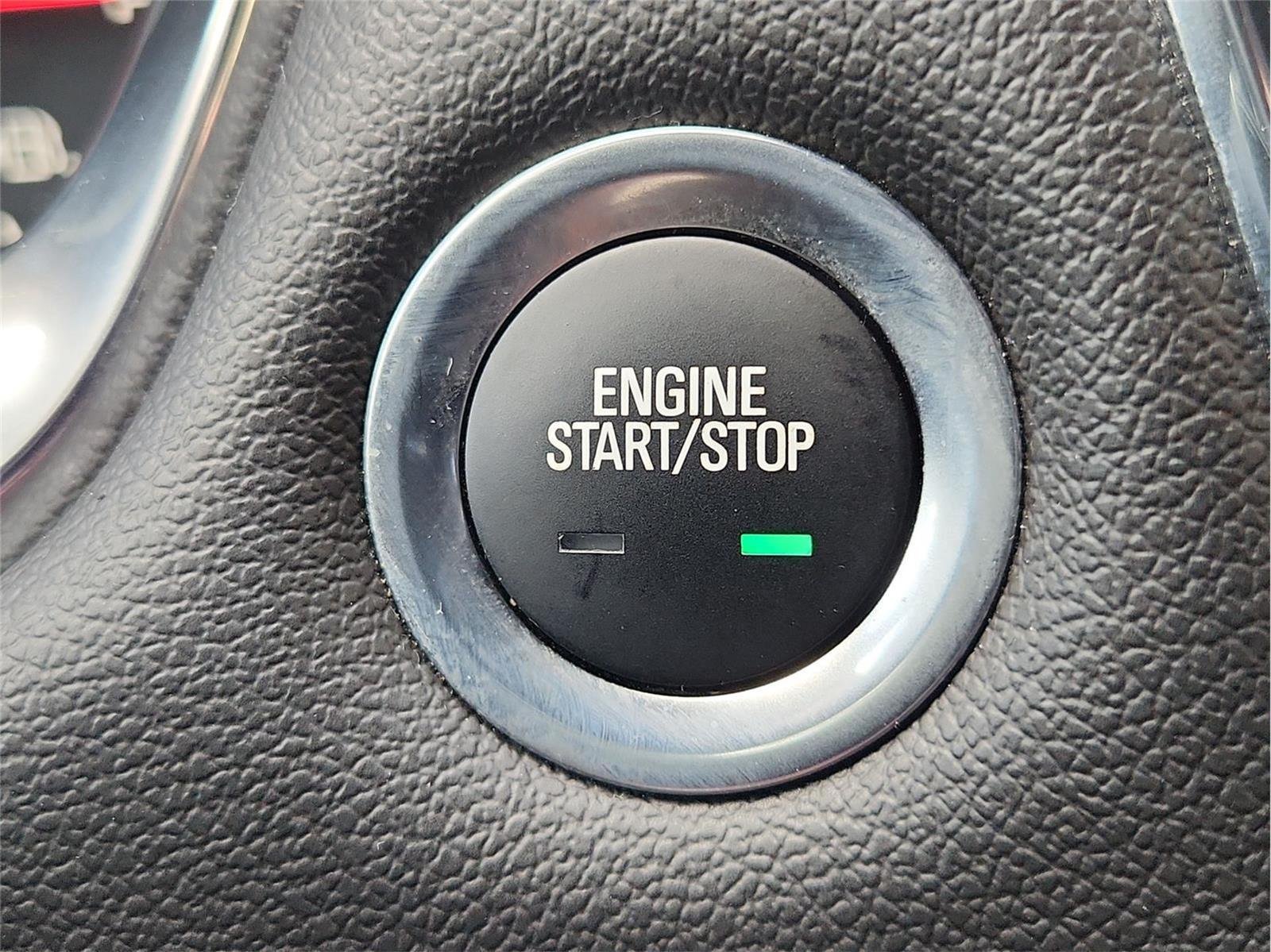 Used 2023 Chevrolet Traverse Premier AWD/4WD image 17