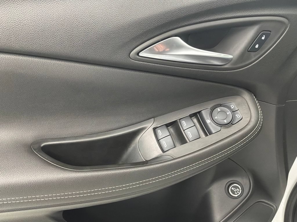 Used 2024 Buick Encore GX Preferred w/ Advanced Technology Package FWD image 14