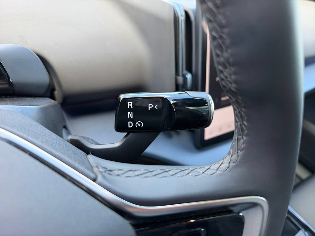 Certified 2025 Volvo EX30 Ultra AWD/4WD image 25