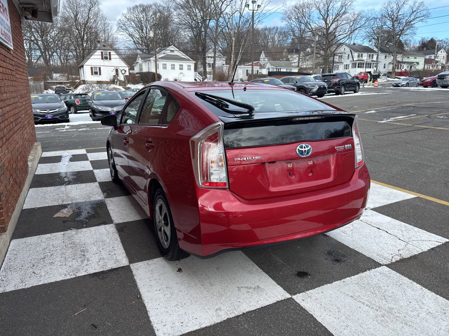 Used 2015 Toyota Prius Two image 4