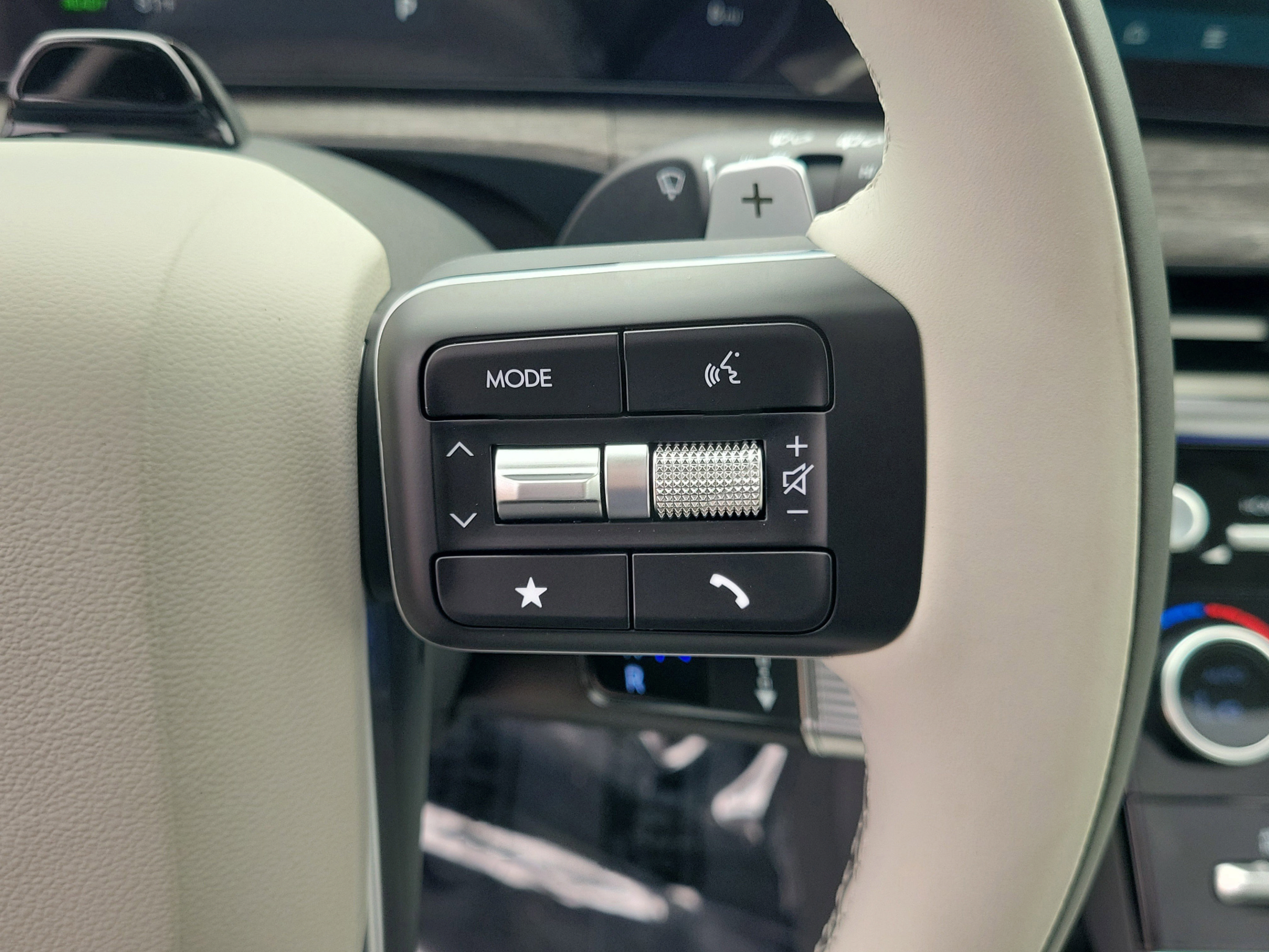 New 2026 Hyundai Santa Fe Calligraphy FWD image 29