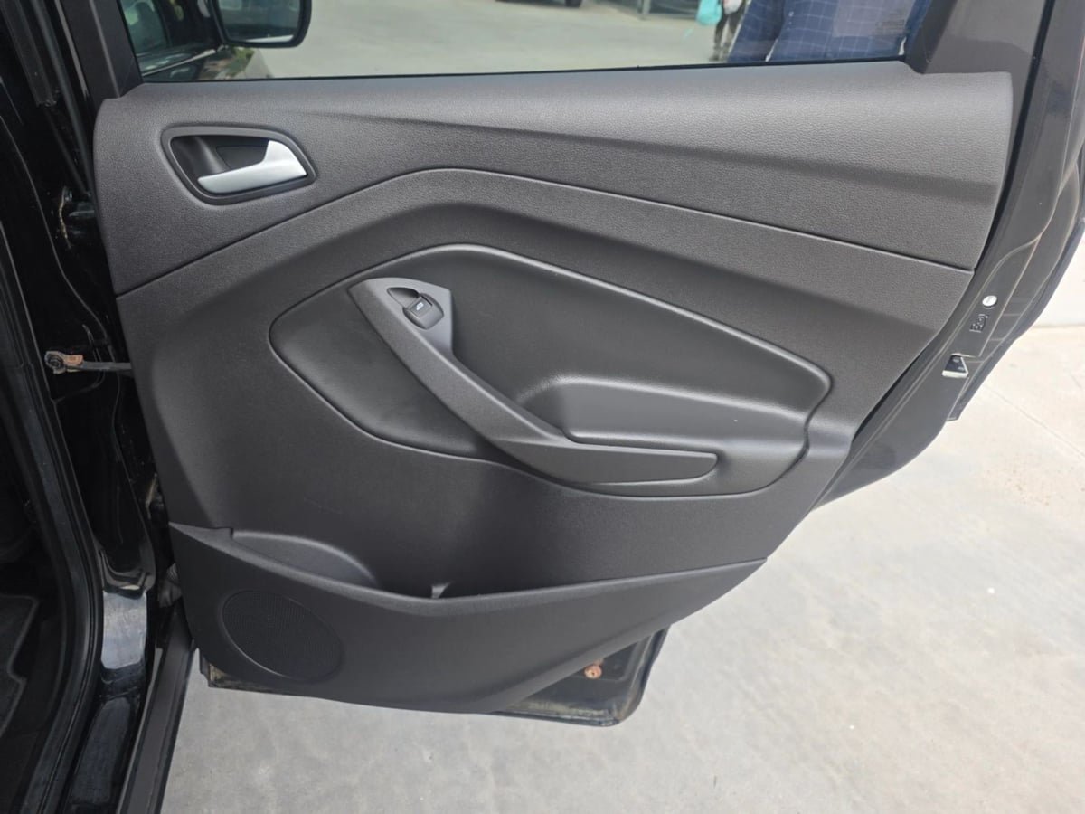 Used 2018 Ford Escape SEL w/ Canadian Touring Package AWD/4WD image 21