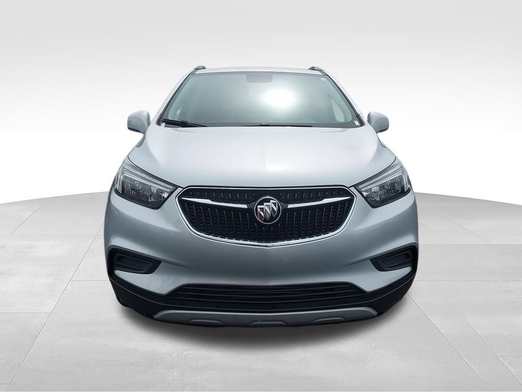 Used 2022 Buick Encore Preferred w/ Safety Package FWD image 3