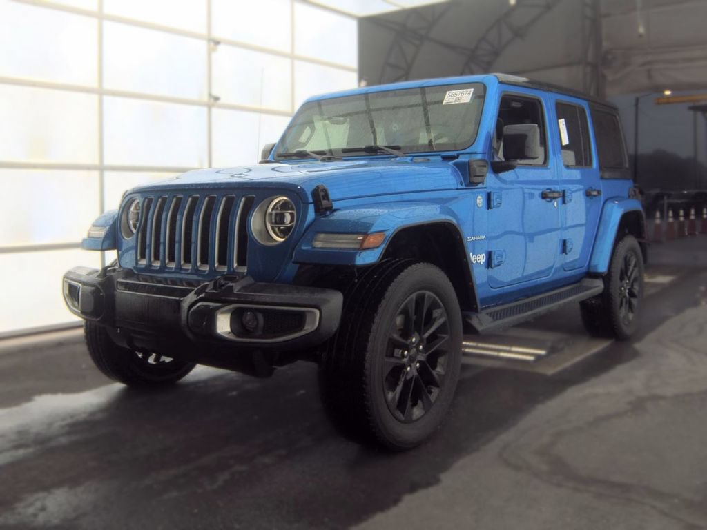 Used 2021 Jeep Wrangler Unlimited Sahara w/ Dual Top Group AWD/4WD video 1