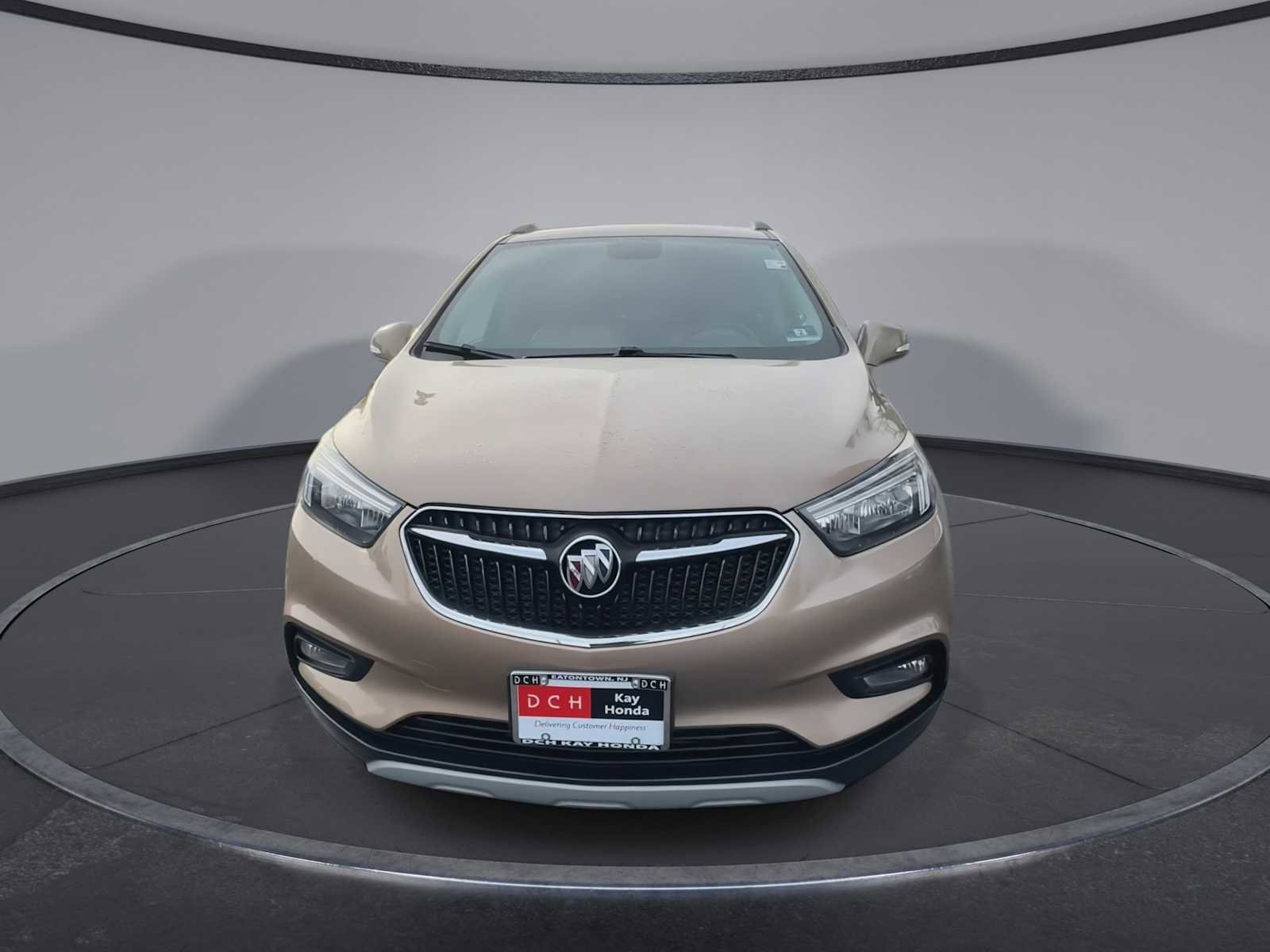 Used 2019 Buick Encore Sport Touring image 3