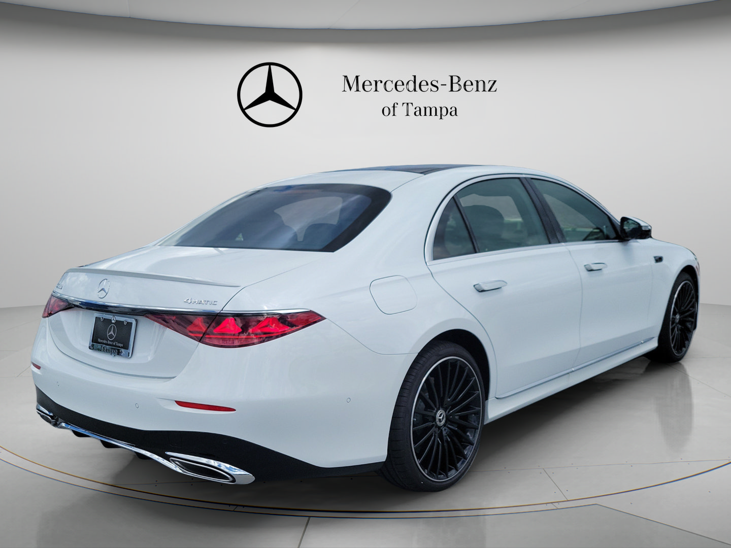 New 2027 Mercedes-Benz S 580 4MATIC Sedan image 3