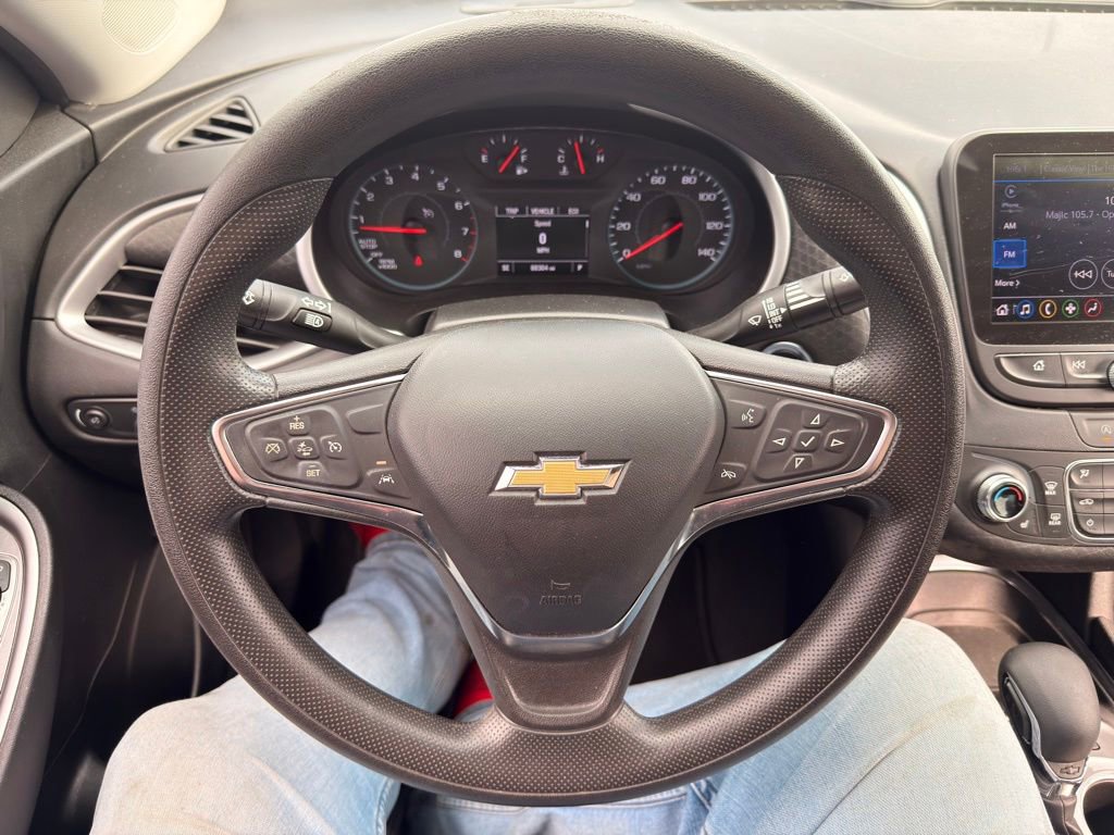 Used 2023 Chevrolet Malibu LT FWD image 39