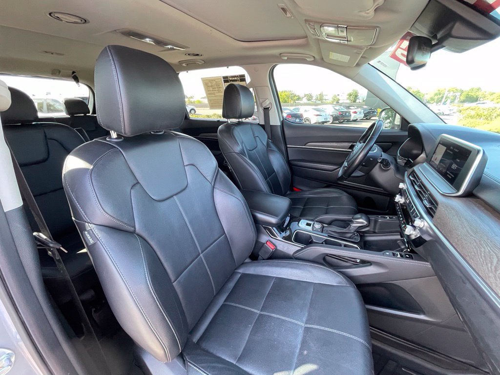 Used 2021 Kia Telluride EX w/ EX Premium Package AWD/4WD image 32
