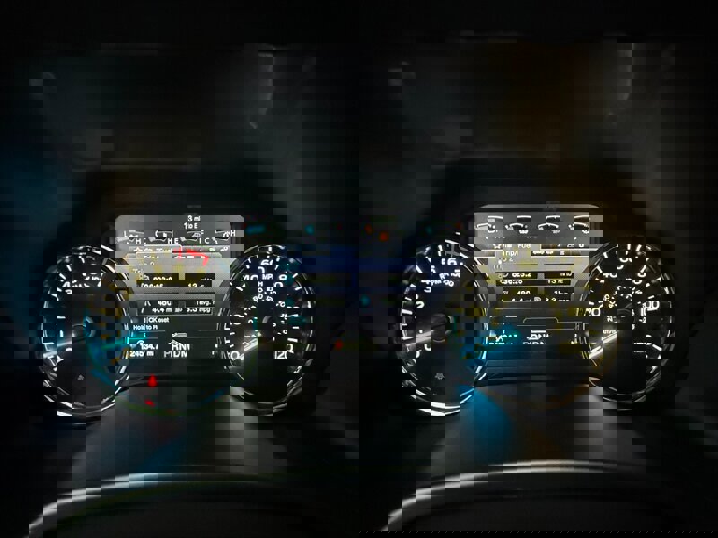 Used 2018 Ford F150 Platinum w/ Equipment Group 701A Luxury image 18