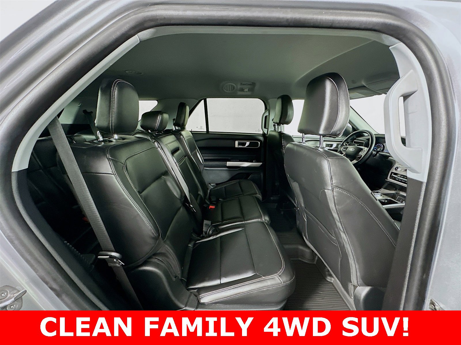 Used 2023 Ford Explorer XLT w/ Equipment Group 202A image 23