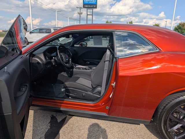 Used 2020 Dodge Challenger SXT w/ Blacktop Package RWD image 8