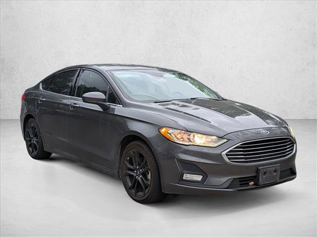 Used 2020 Ford Fusion SE w/ Equipment Group 151A image 3