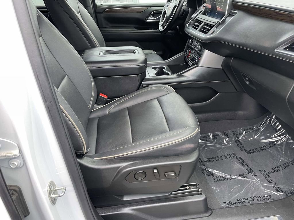 Used 2023 Chevrolet Suburban Premier image 45