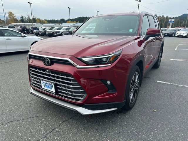 Used 2024 Toyota Grand Highlander AWD Hybrid image 7