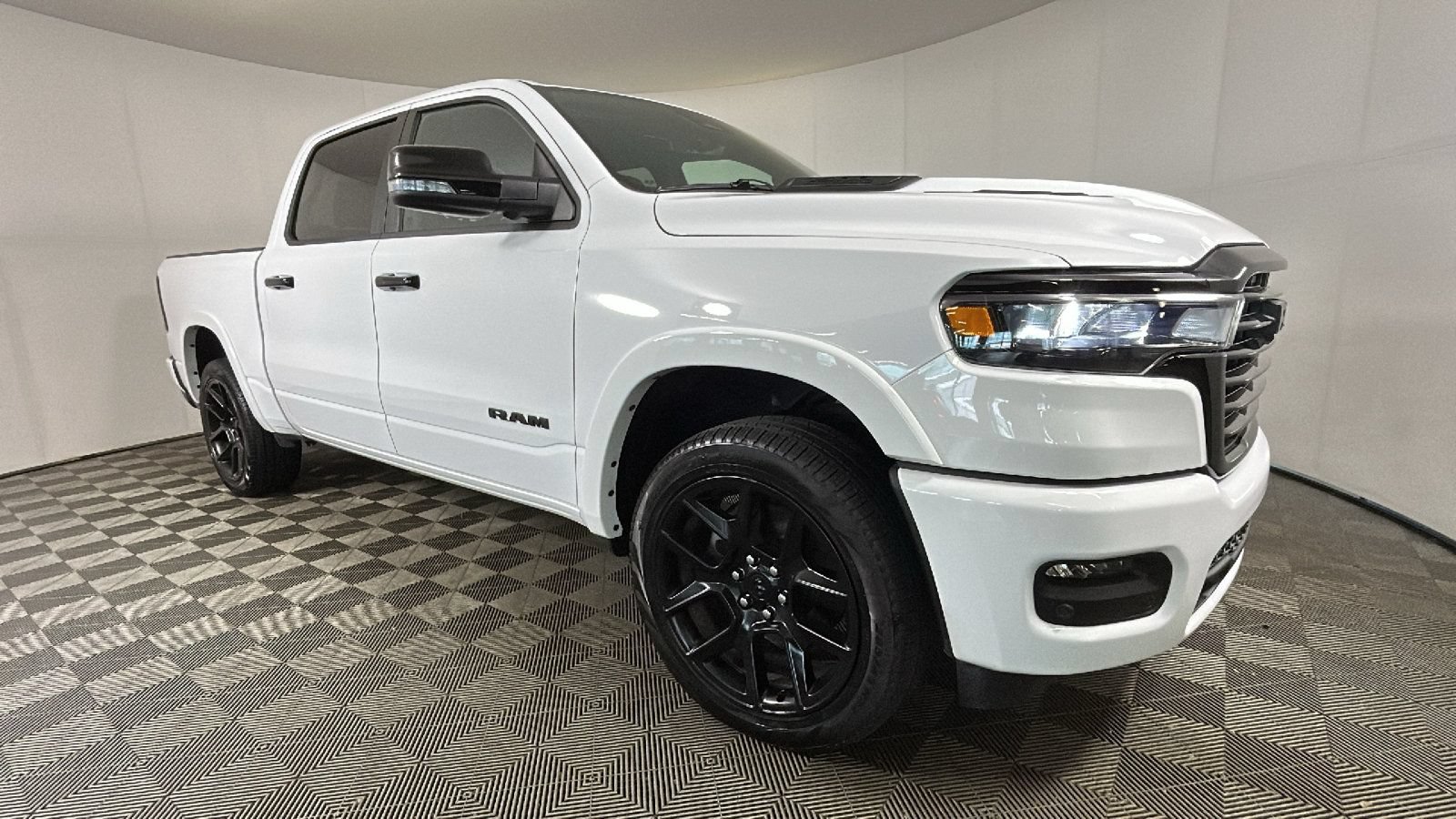 Used 2026 RAM 1500 Laramie w/ Night Edition AWD/4WD image 3