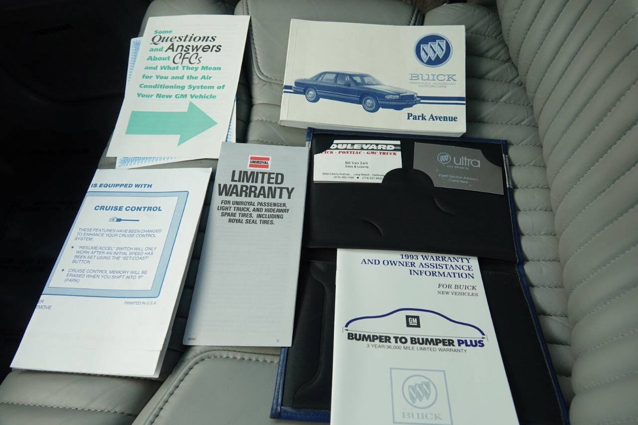Used 1993 Buick Park Avenue Ultra FWD image 5