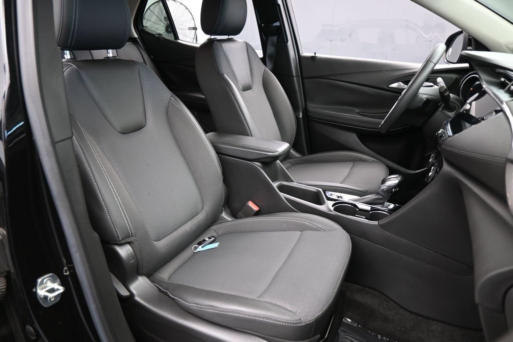 Used 2023 Buick Encore GX Preferred w/ Cold Weather Comfort Package FWD image 44