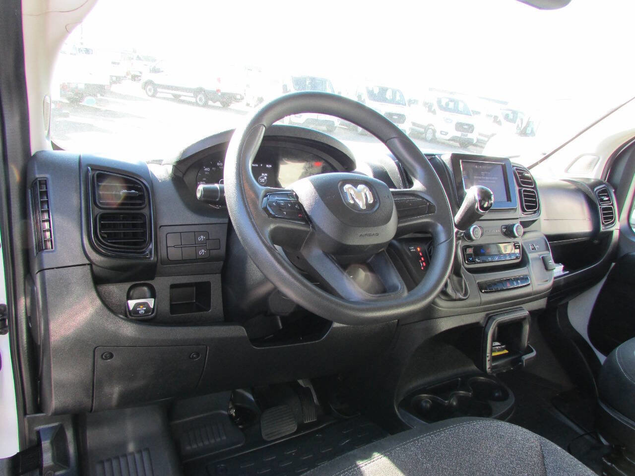 Used 2023 RAM ProMaster 2500 image 12