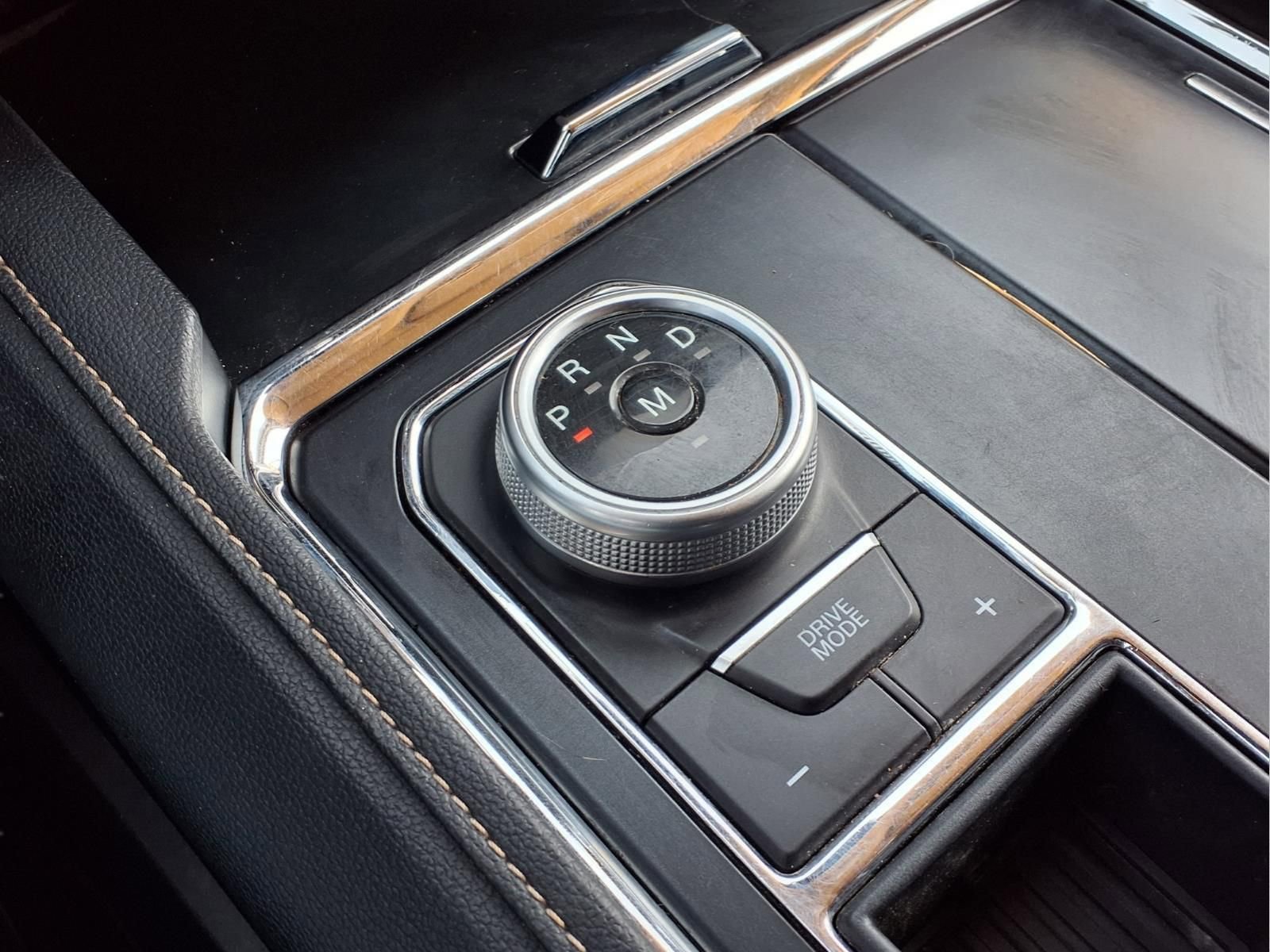 Used 2022 Ford Expedition XLT image 20