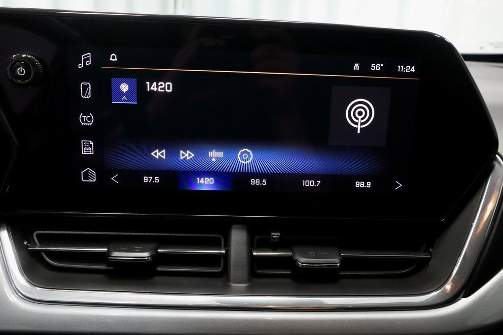 Used 2024 Chevrolet Trax LT w/ Driver Confidence Package image 3