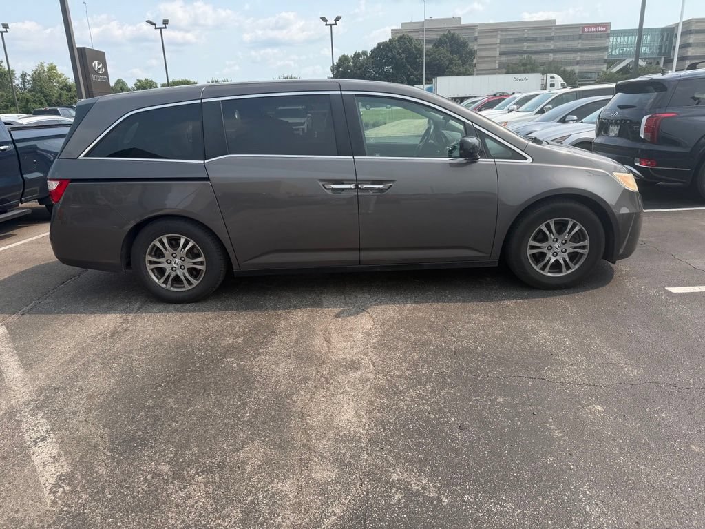Used 2011 Honda Odyssey EX-L image 3