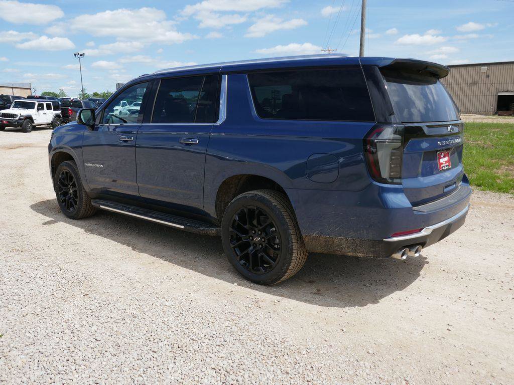 New 2026 Chevrolet Suburban Premier AWD/4WD image 6