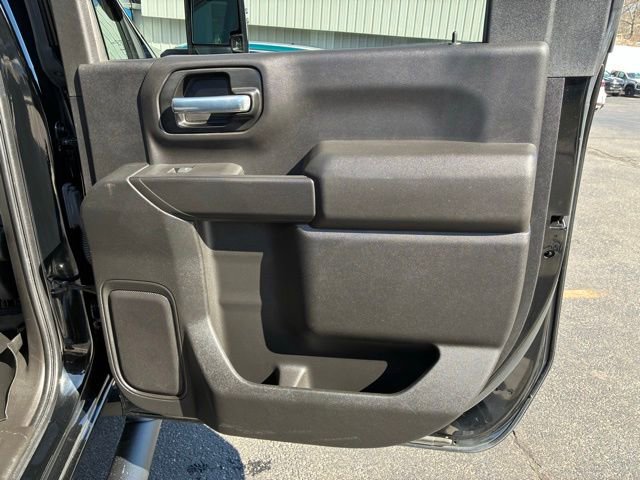 Used 2021 Chevrolet Silverado 2500 LT w/ Midnight Edition image 19