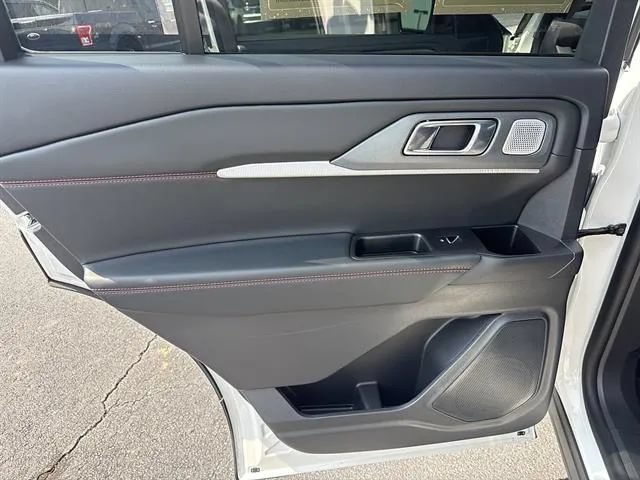 Used 2025 Ford Explorer ST w/ Sun And Sound Package AWD/4WD image 14