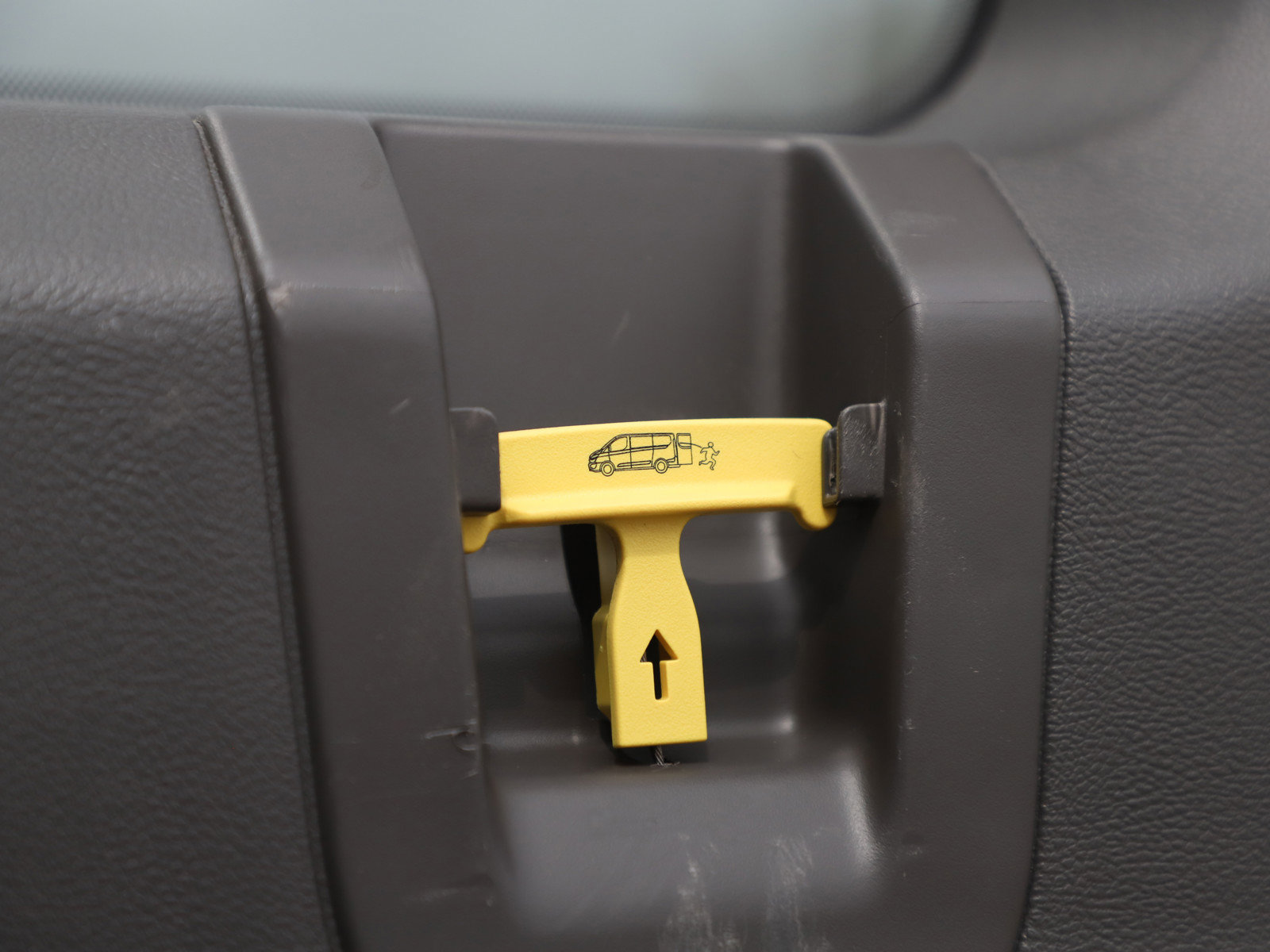 Used 2024 Ford Transit 350 XLT image 19