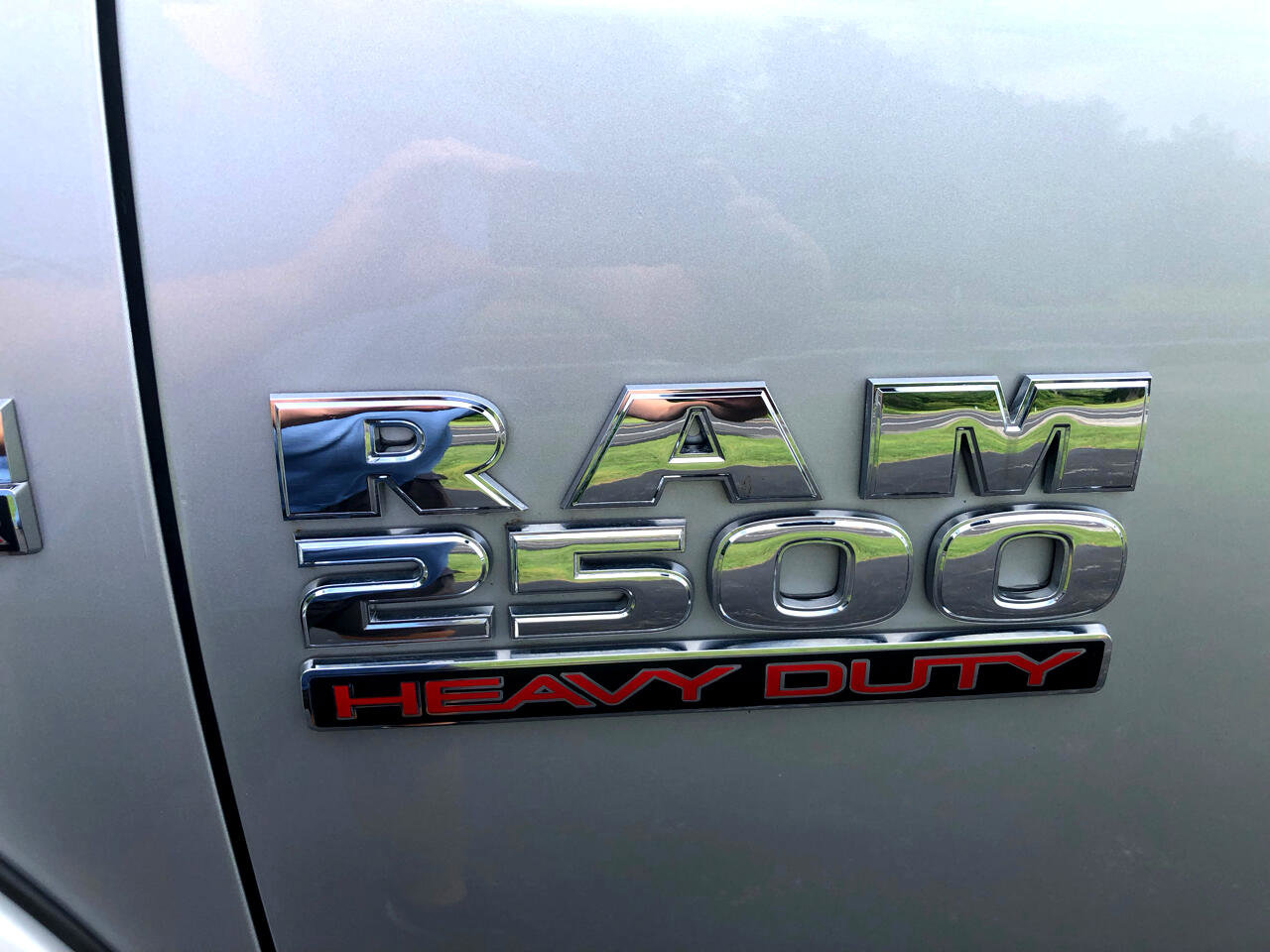 Used 2015 RAM 2500 SLT image 13