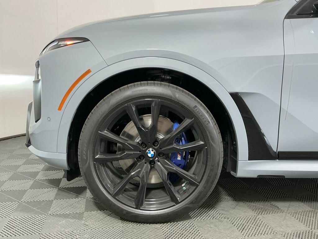 Used 2026 BMW X7 xDrive40i w/ M Sport Package image 8