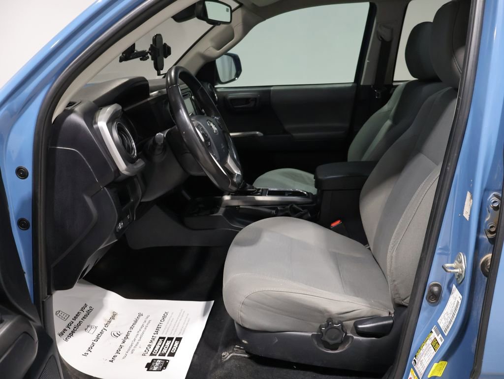 Used 2019 Toyota Tacoma SR5 image 11