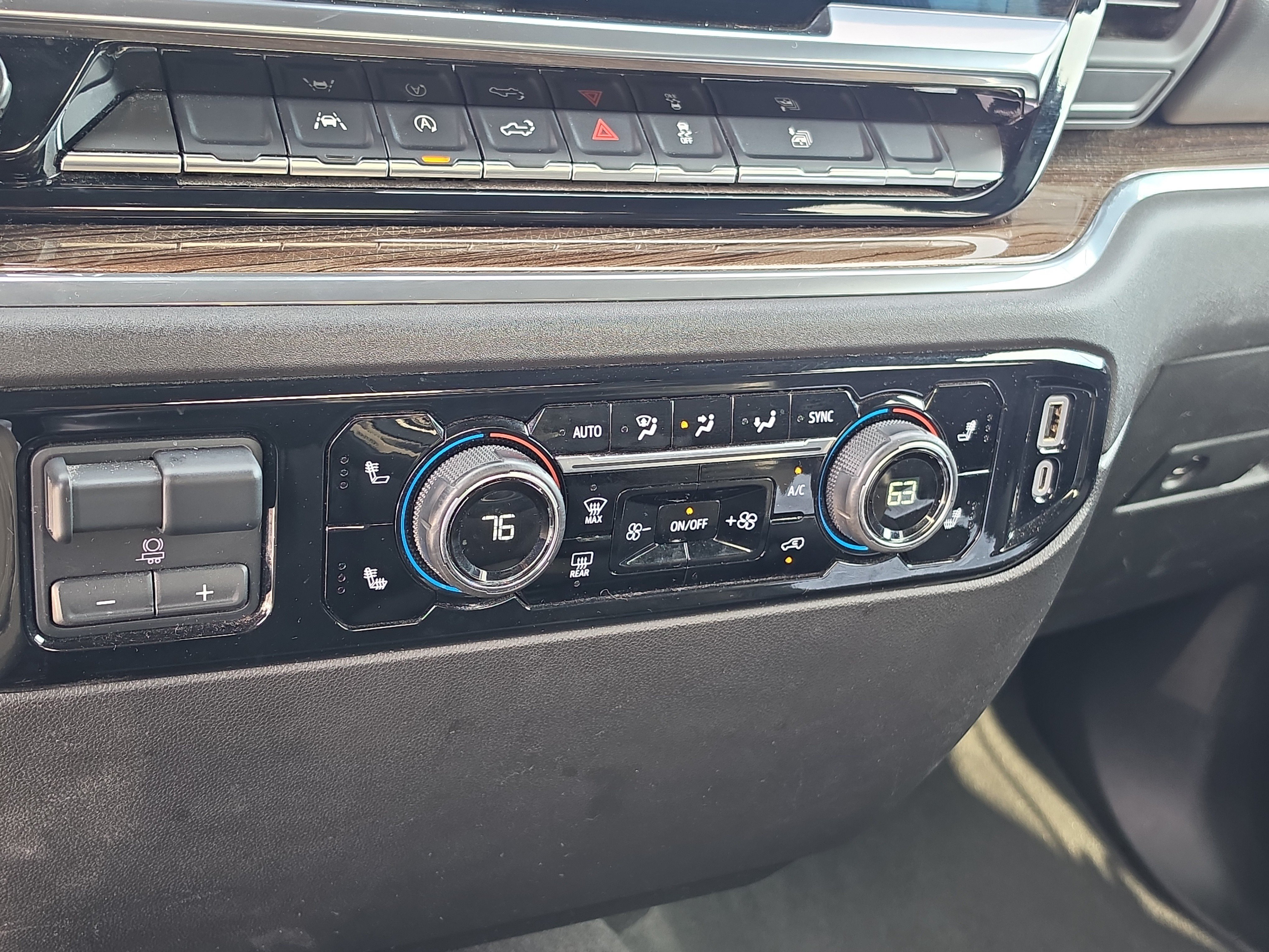 Certified 2025 Chevrolet Silverado 1500 LT RWD image 26