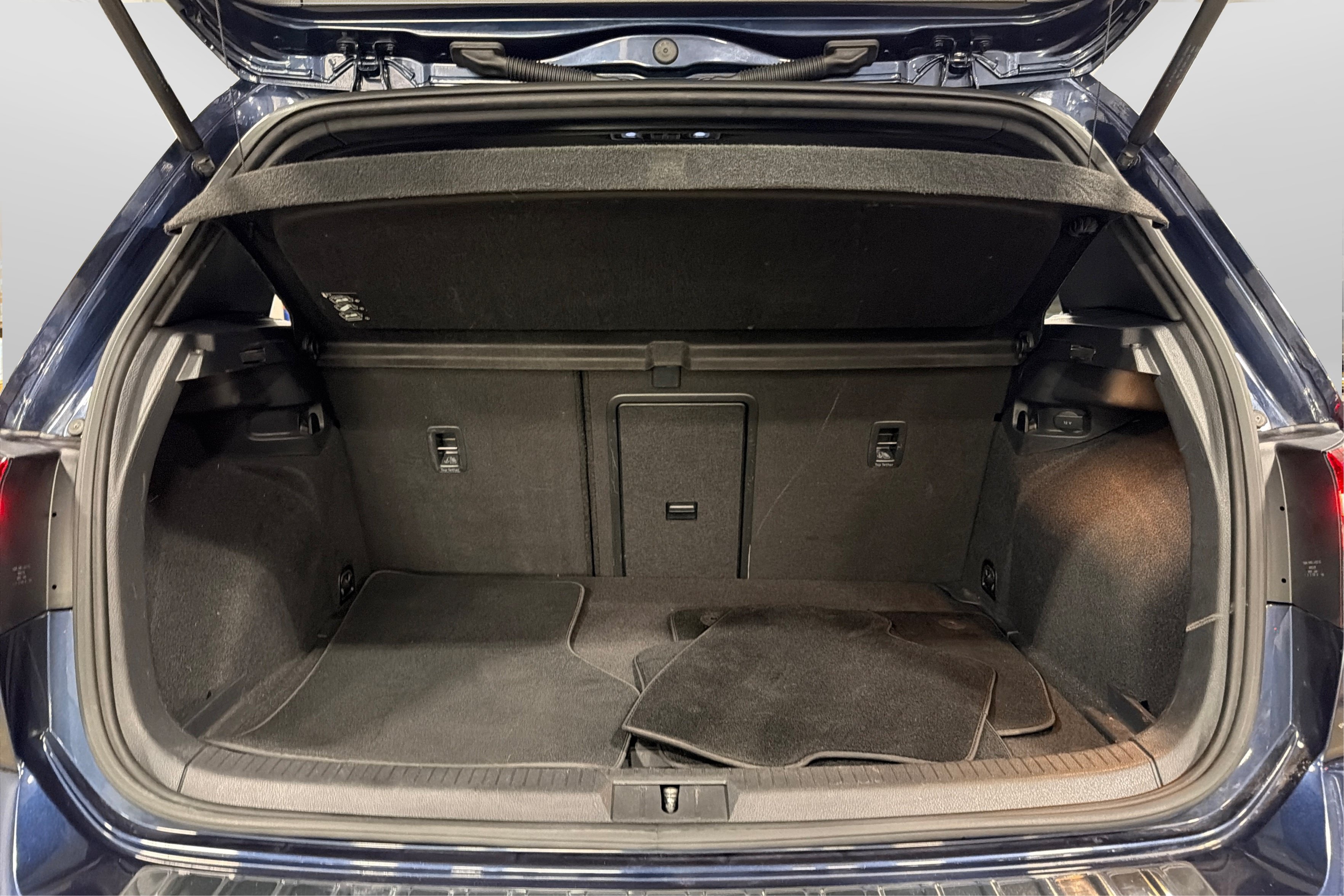 Used 2018 Volkswagen GTI S FWD image 42