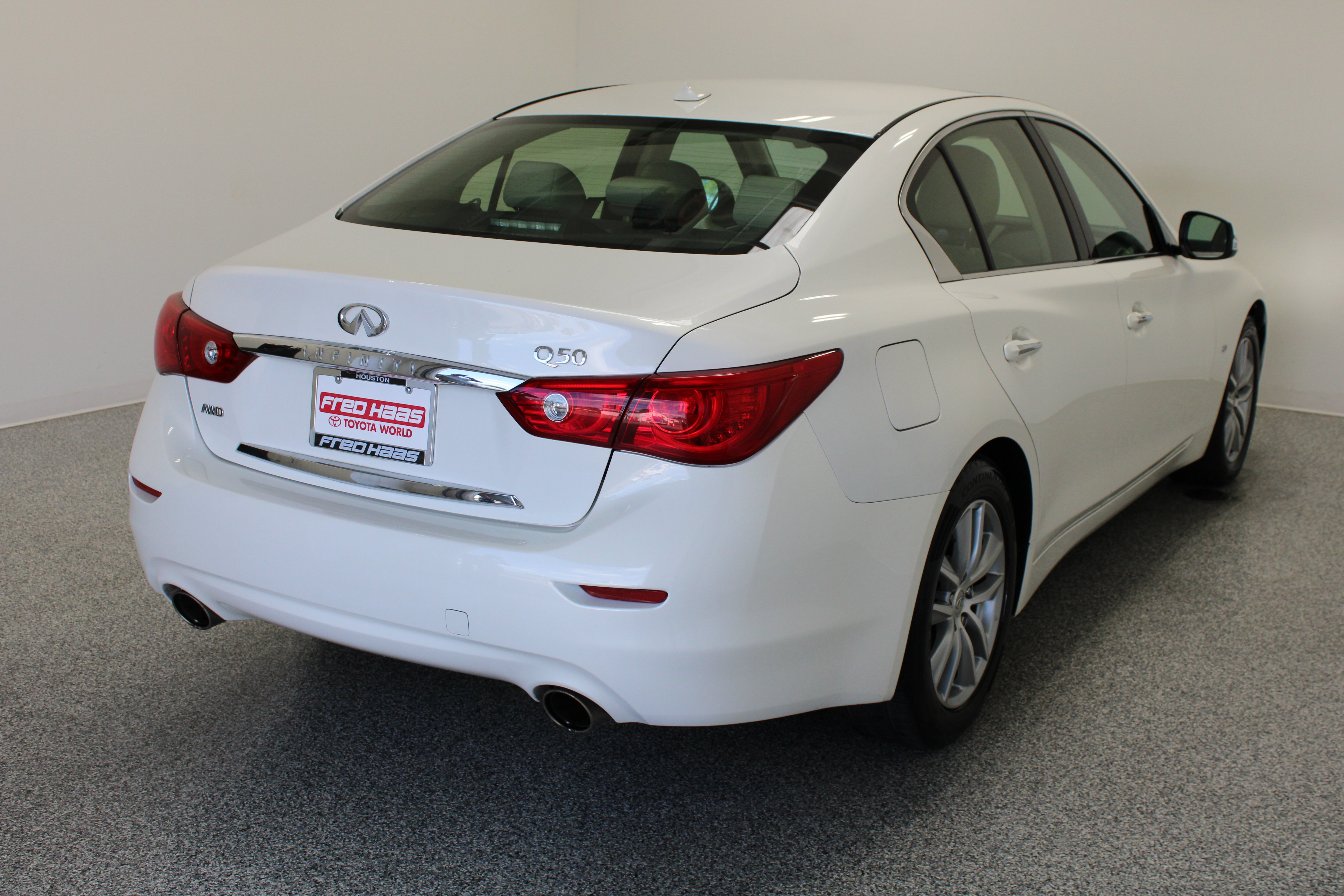 Used 2015 INFINITI Q50 Premium AWD/4WD image 7