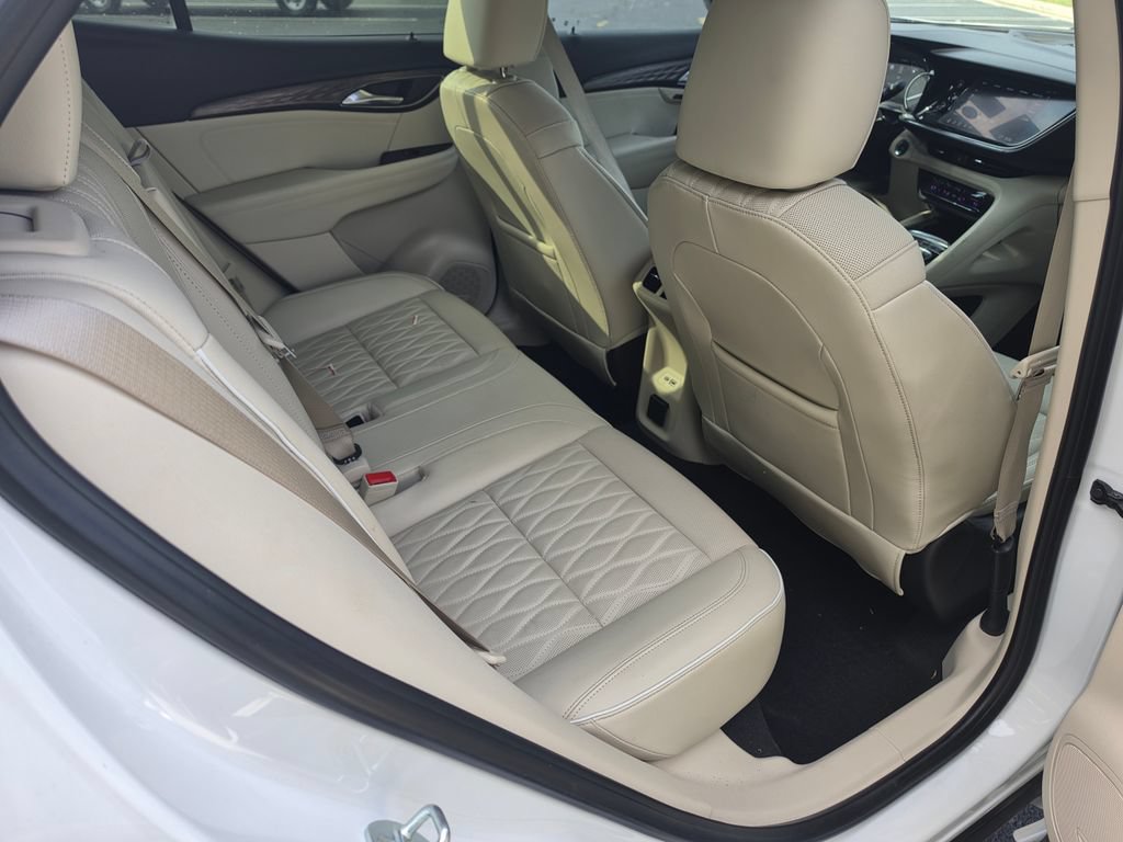 Used 2023 Buick Envision Avenir FWD image 11
