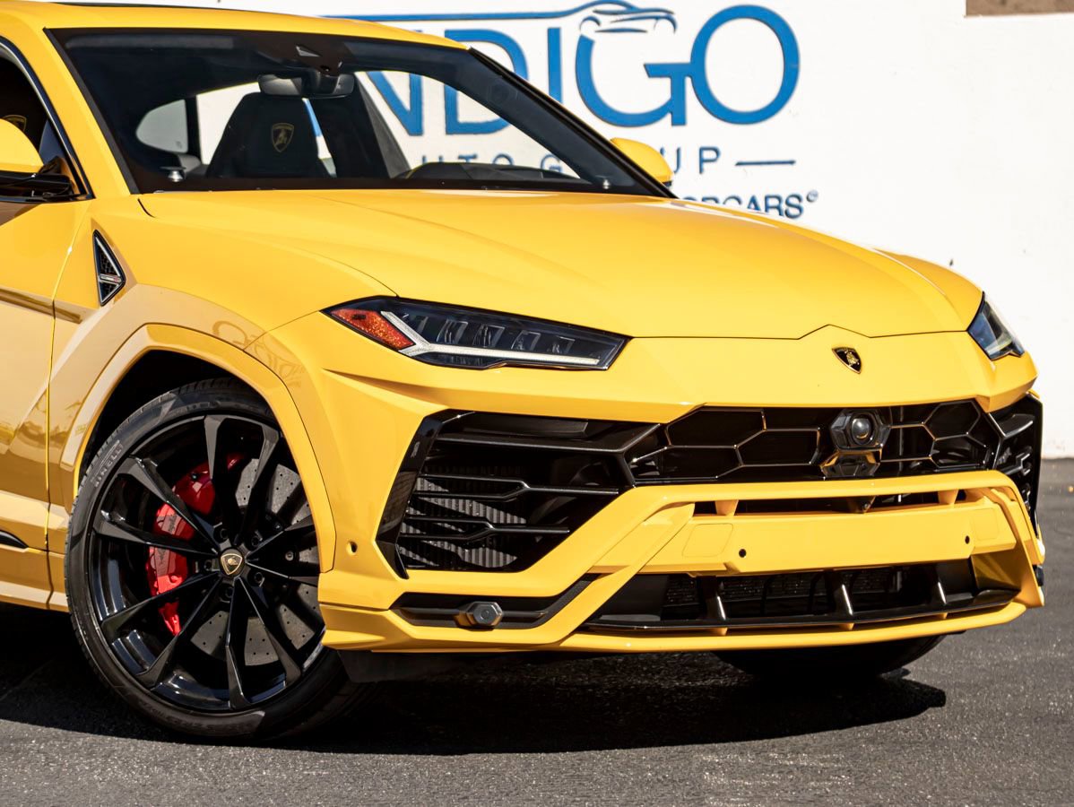 Used 2021 Lamborghini Urus AWD/4WD image 5