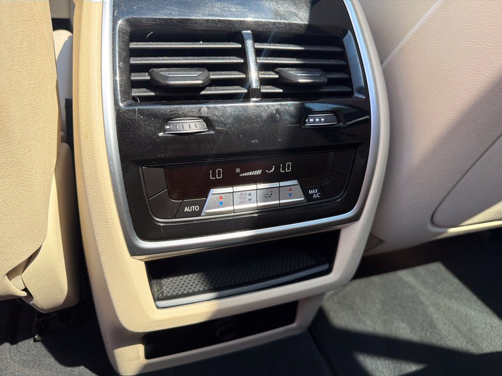 Used 2020 BMW X5 sDrive40i w/ Premium Package RWD image 48