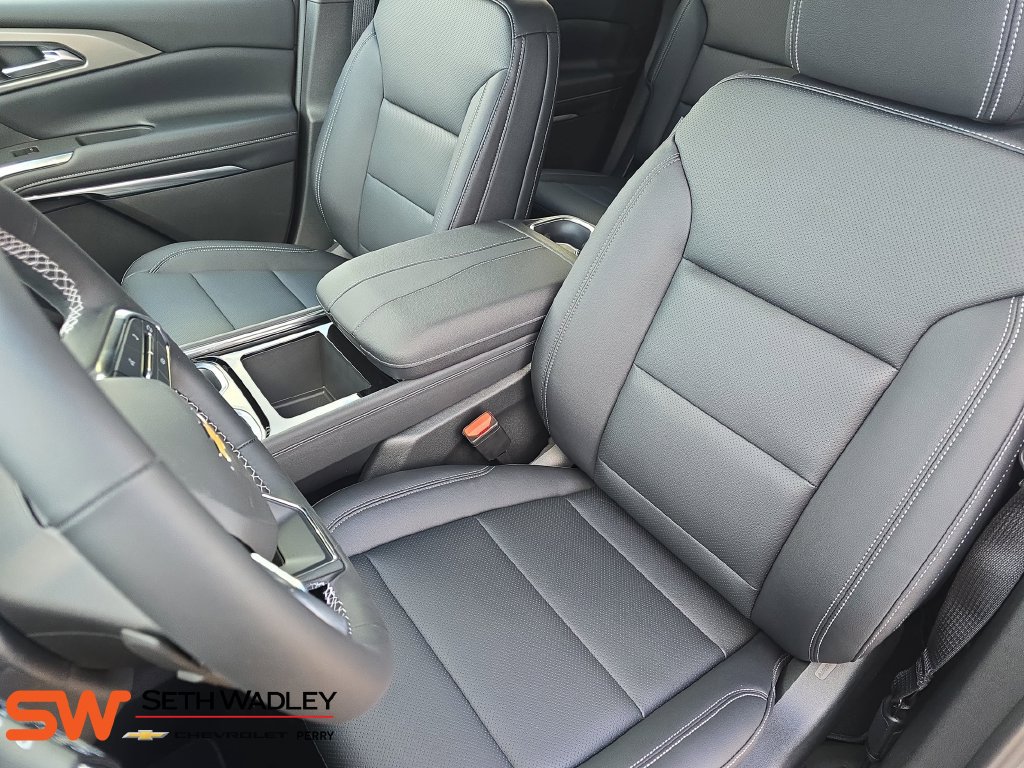 New 2027 Chevrolet Traverse LT w/ Driver Confidence Package FWD image 16