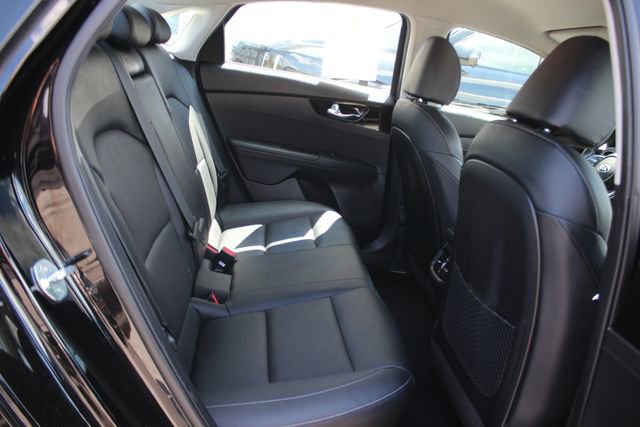 Certified 2020 Kia Forte EX FWD image 29