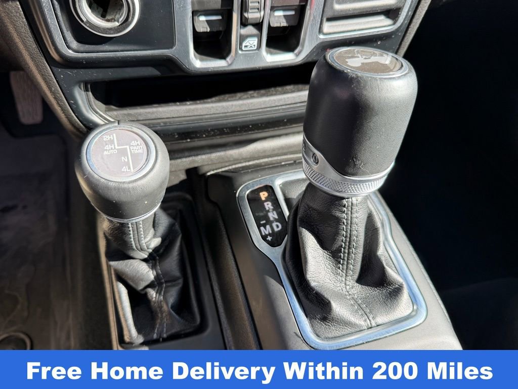 Used 2024 Jeep Wrangler Unlimited Sahara w/ Safety Group image 27