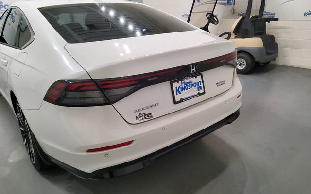 Used 2024 Honda Accord Touring image 13