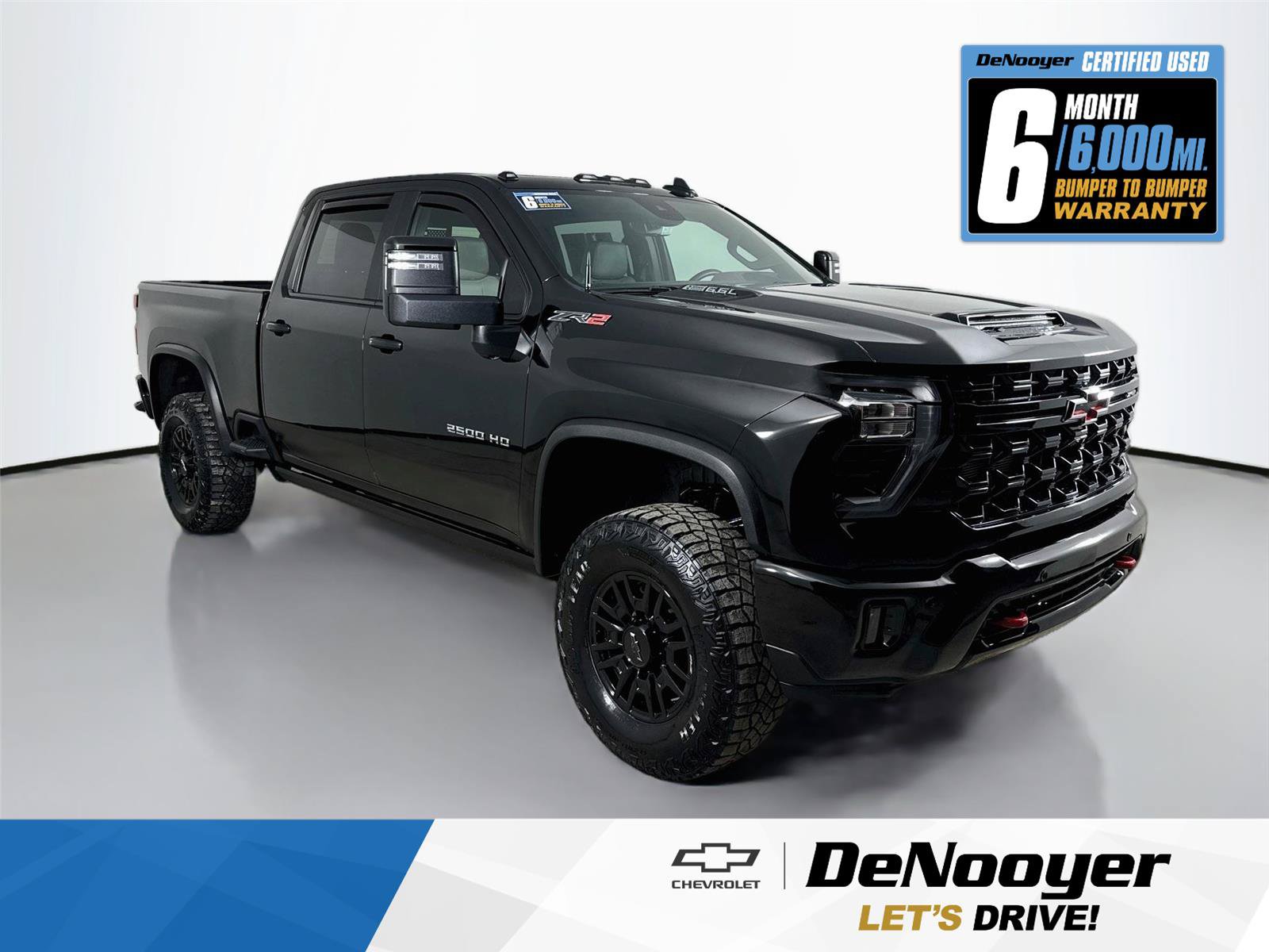 Used 2025 Chevrolet Silverado 2500 ZR2 w/ Technology Package AWD/4WD image 1