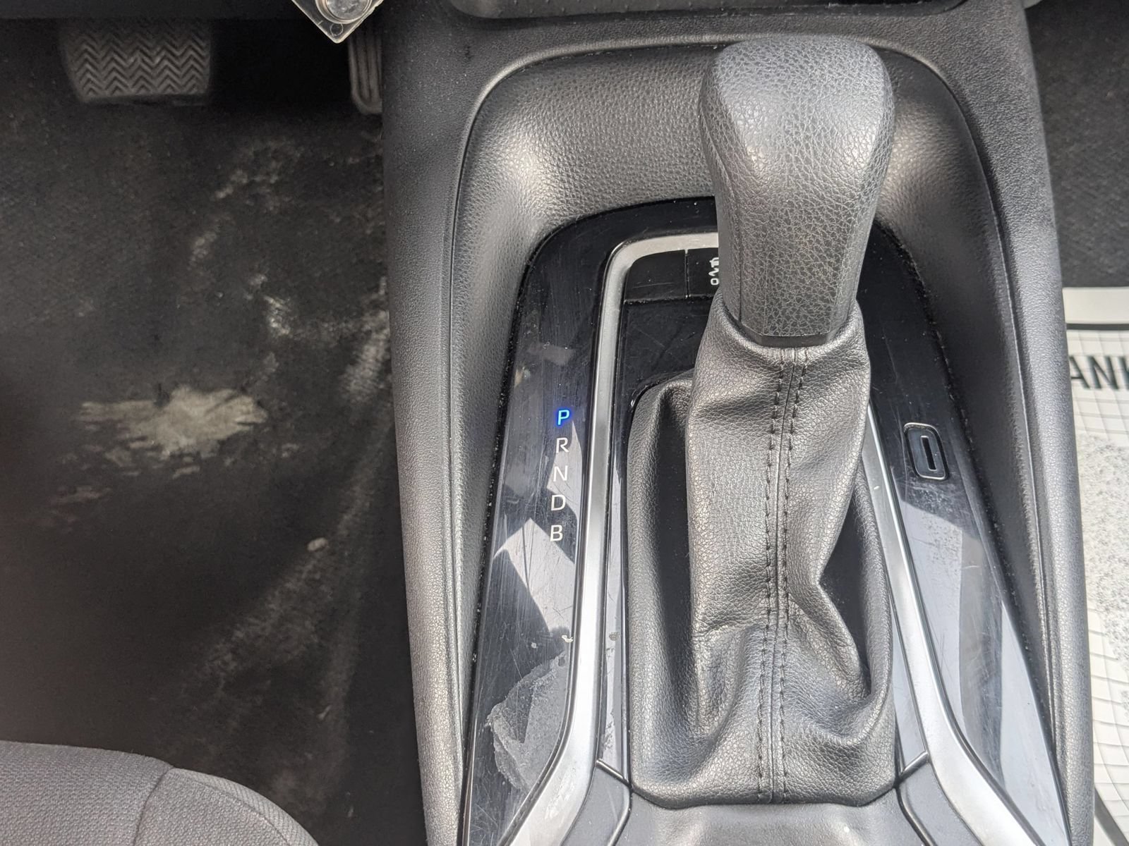 Used 2024 Toyota Corolla LE FWD image 24