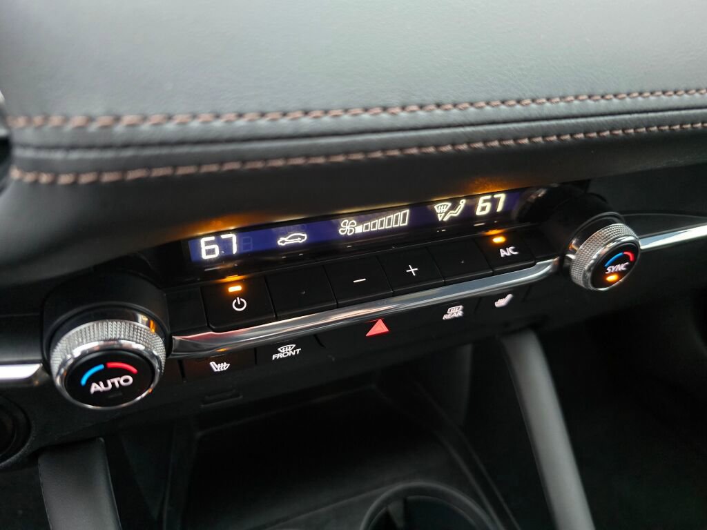 Used 2021 MAZDA MAZDA3 s image 19