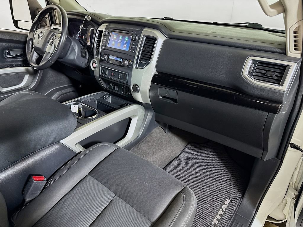 Used 2017 Nissan Titan SV RWD image 27