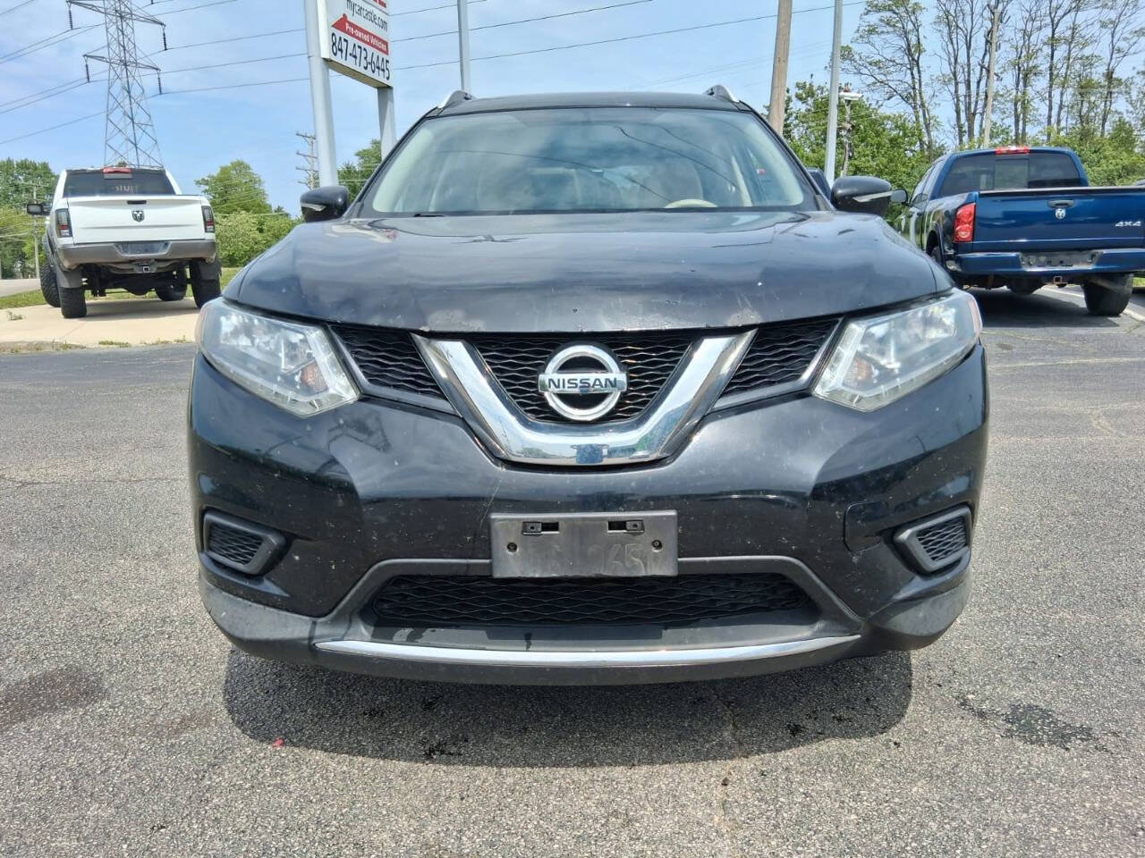 Used 2015 Nissan Rogue SV AWD/4WD image 2