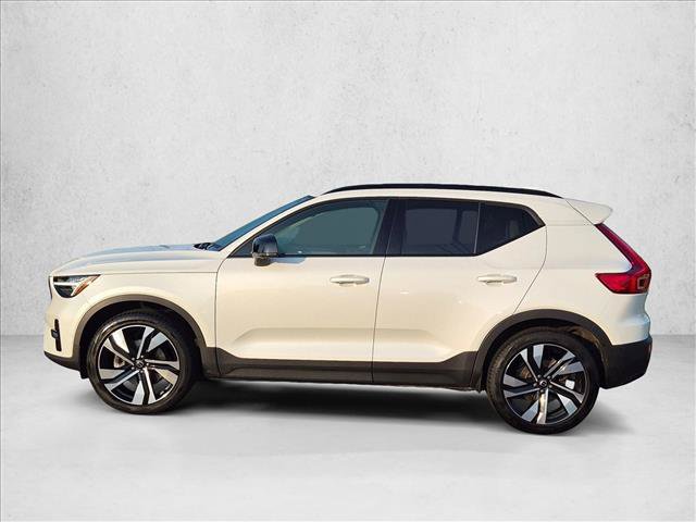 Used 2026 Volvo XC40 B5 Ultra w/ Protection Package Premier AWD/4WD image 9