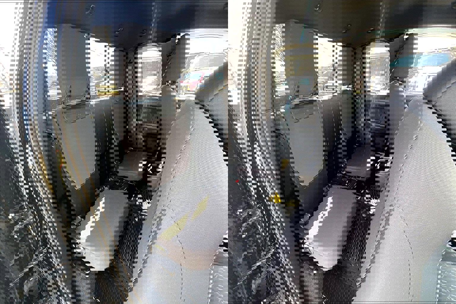 Used 2018 Toyota Tacoma TRD Sport image 31