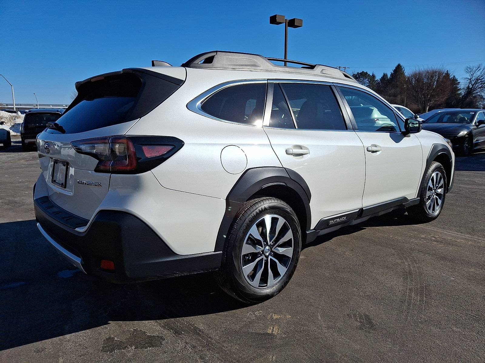 Used 2023 Subaru Outback Limited image 6